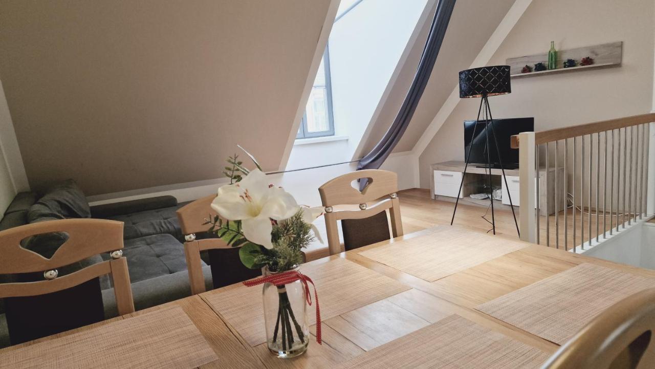 וינה Elegance Apartment מראה חיצוני תמונה
