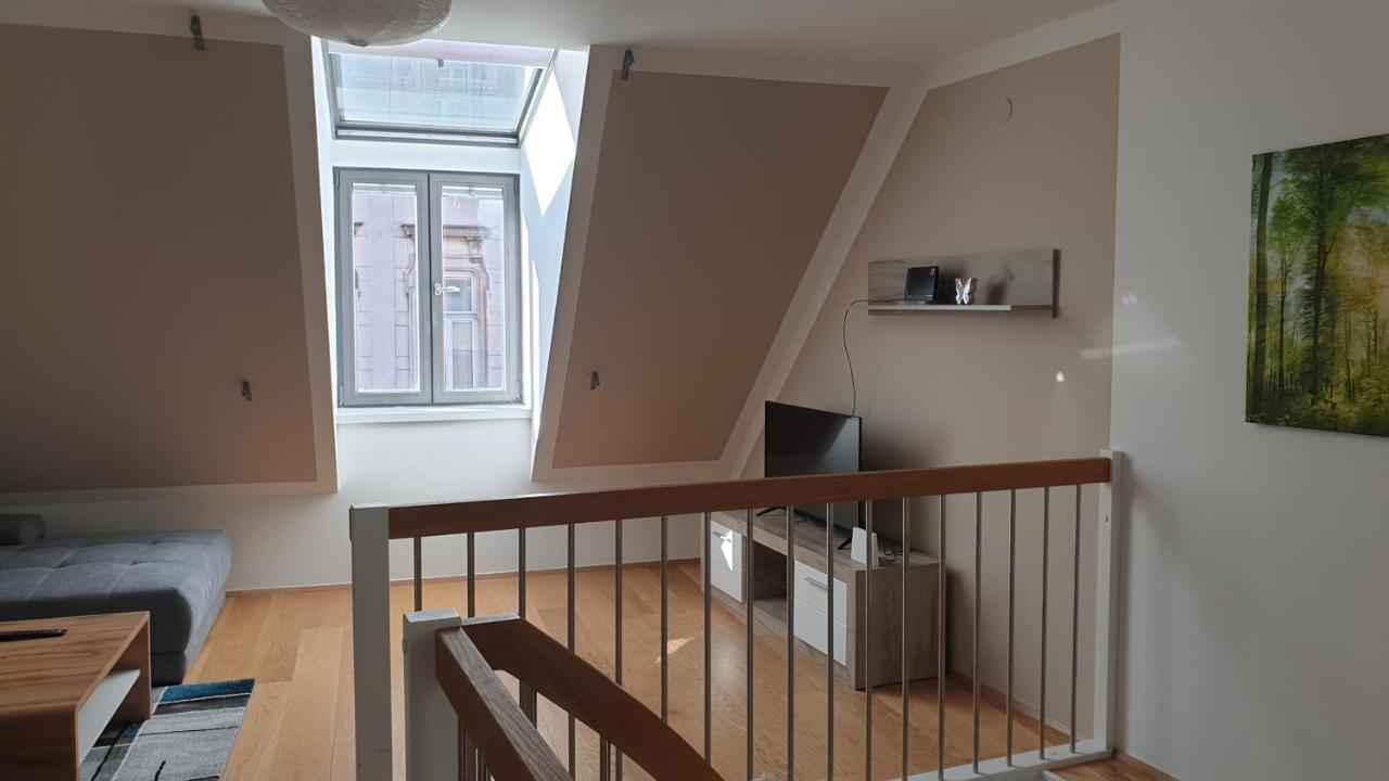וינה Elegance Apartment מראה חיצוני תמונה