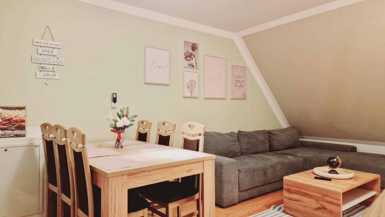 וינה Elegance Apartment מראה חיצוני תמונה