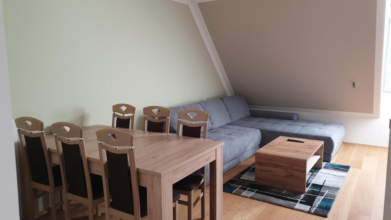 וינה Elegance Apartment מראה חיצוני תמונה