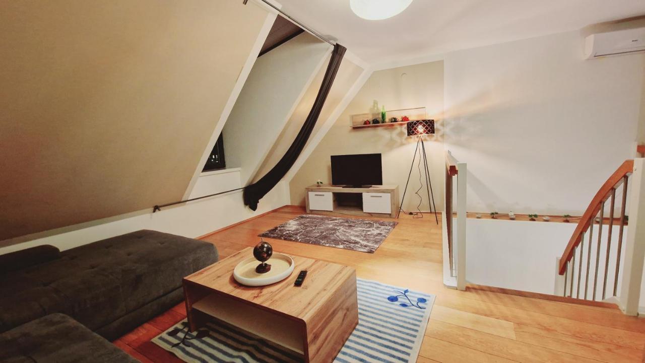 וינה Elegance Apartment מראה חיצוני תמונה